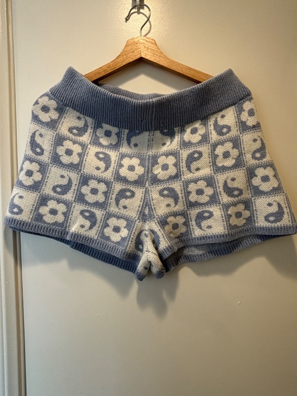 American Eagle Knit Tank Top and Short Sets Blue /white Sz M - Picture 11 of 16